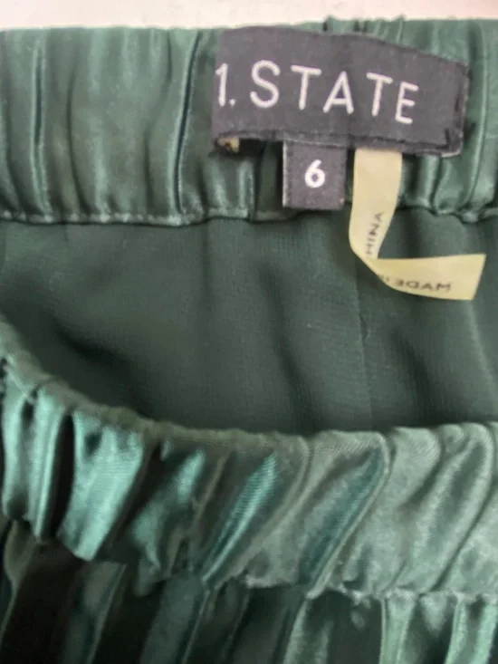 1.STATE Satin Pleated Accordion Midi Skirt in Green Size 6 - Picture 4 of 8